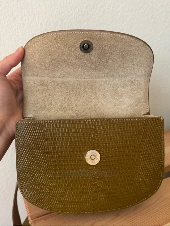 A.P.C. Betty Crossbody Bag in Olive Green Lizard-Embossed Leather - Picture 6 of 8